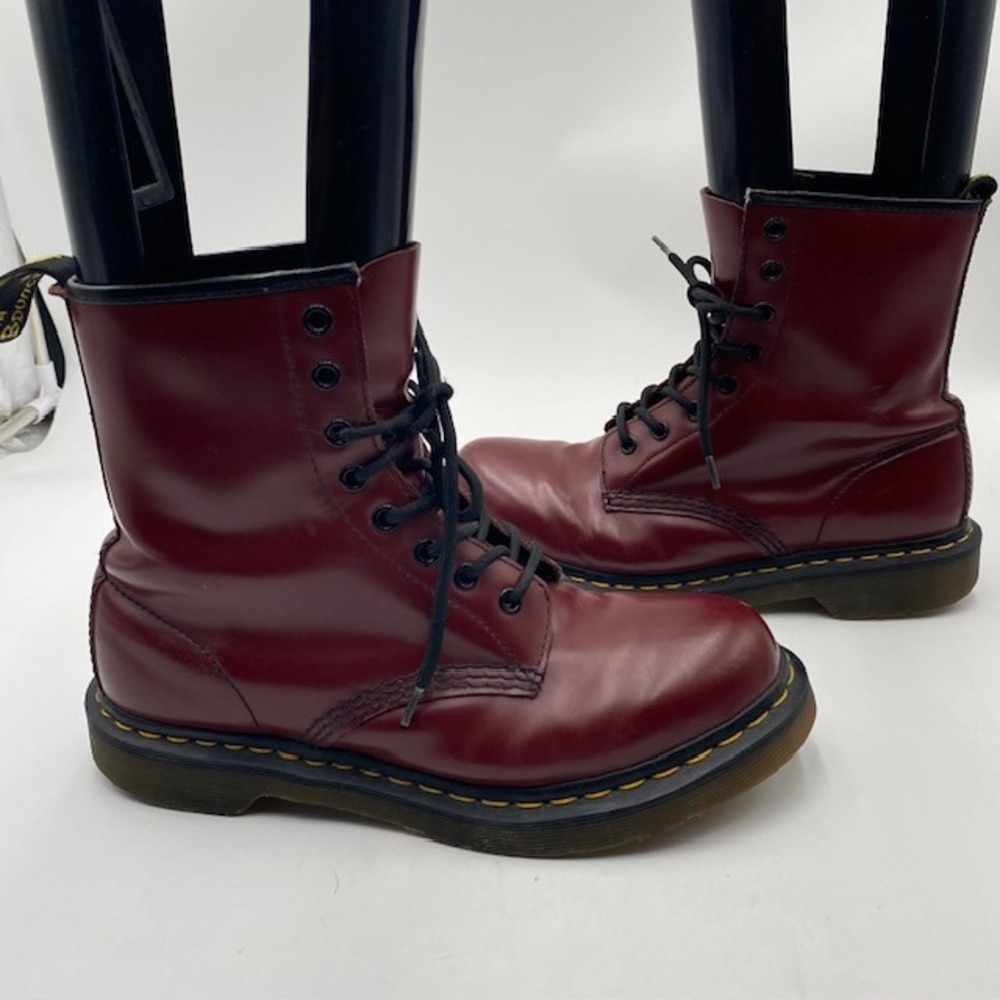 Dr. Martens 1460 Smooth Leather Combat Boots Womens 9 Oxblood Red 8-Eye 11821